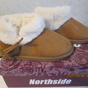 NIB Northside Riley Tan Booties Size 6